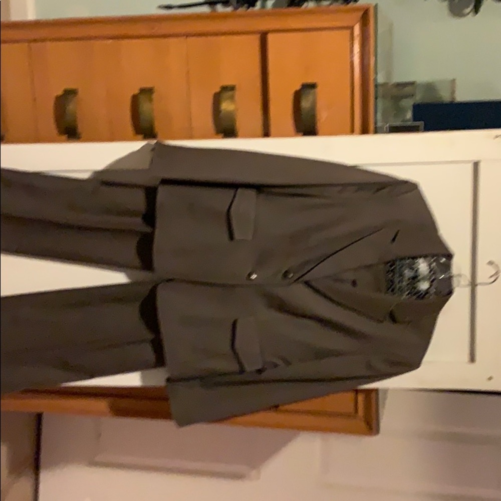 Women’s pant suit